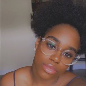 Meet your Posher, Cameryn